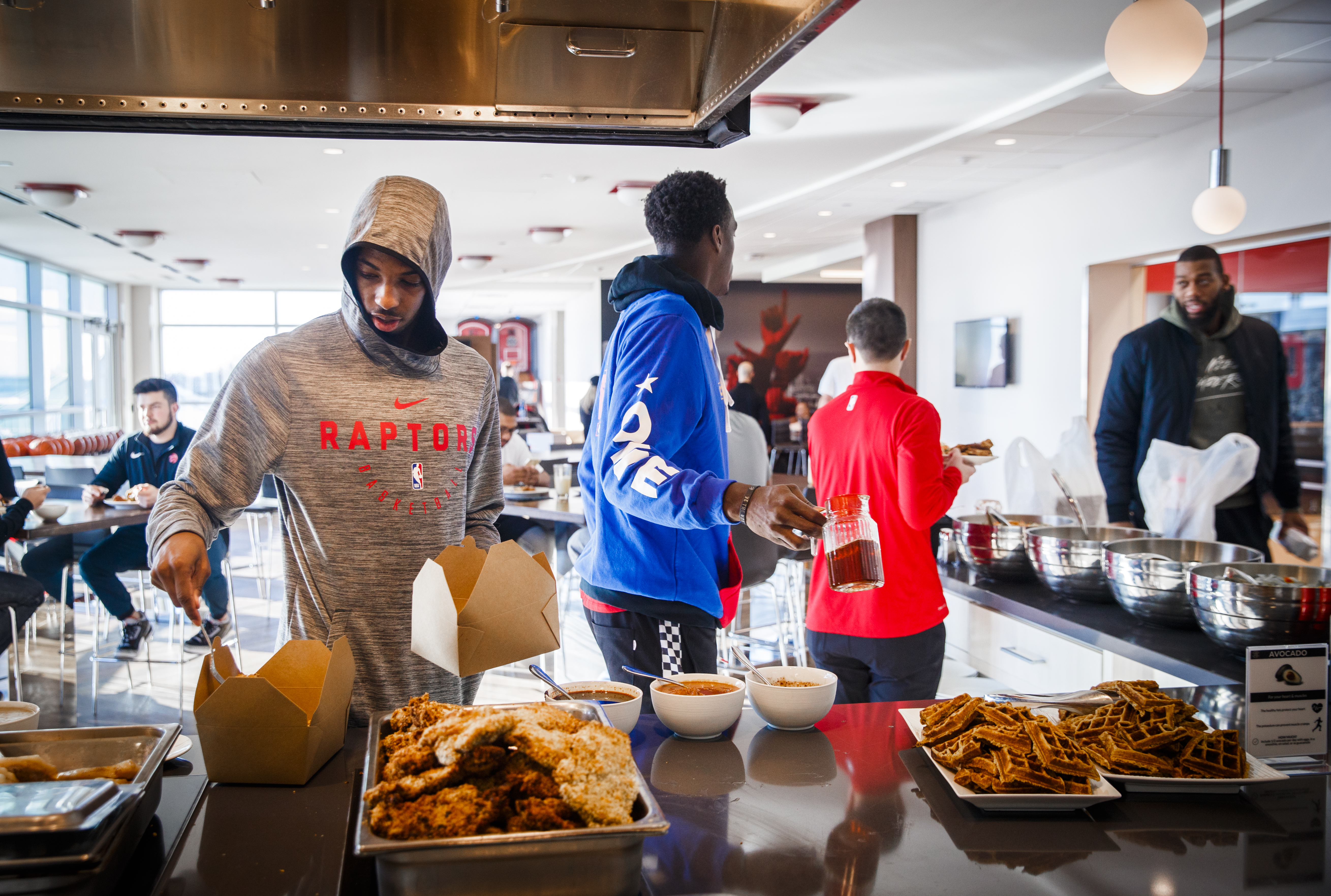What to Eat Before a Game: The Ultimate Pre-Game Nutrition Guide